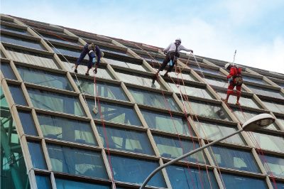 The Guide to Getting Qualified as a Rope Access Technician Singapore